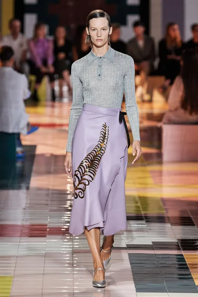 Look 51